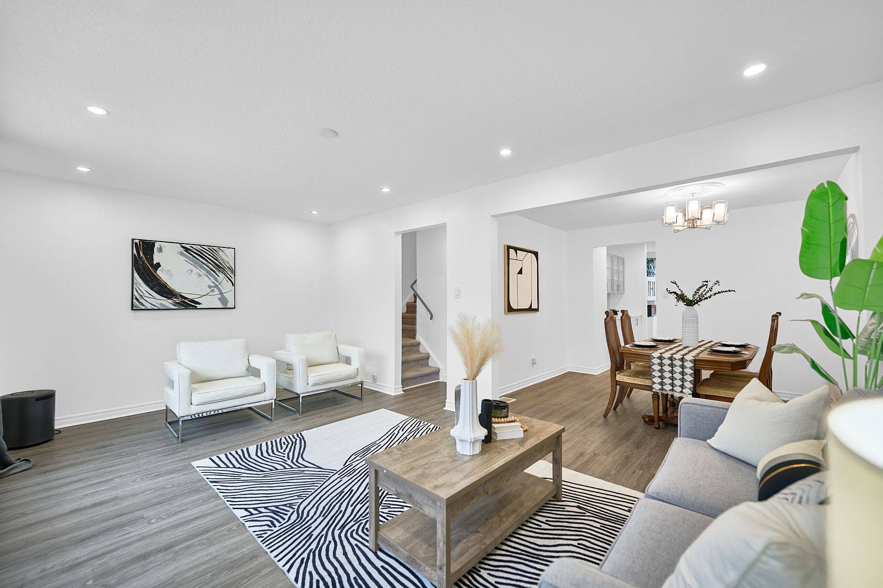 Hunt Club - Windsor Park Village And Area, ON K1V 8T4,3520 Downpatrick RD #63