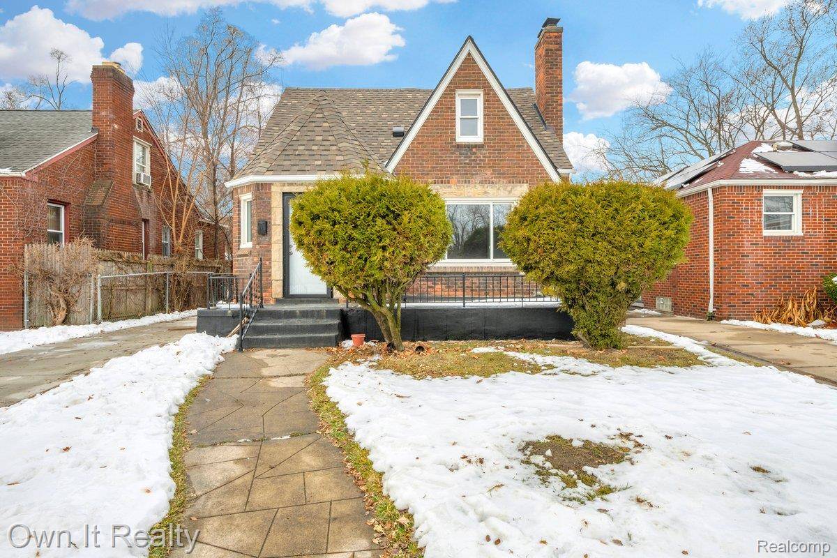 Detroit, MI 48235,16591 Asbury PARK