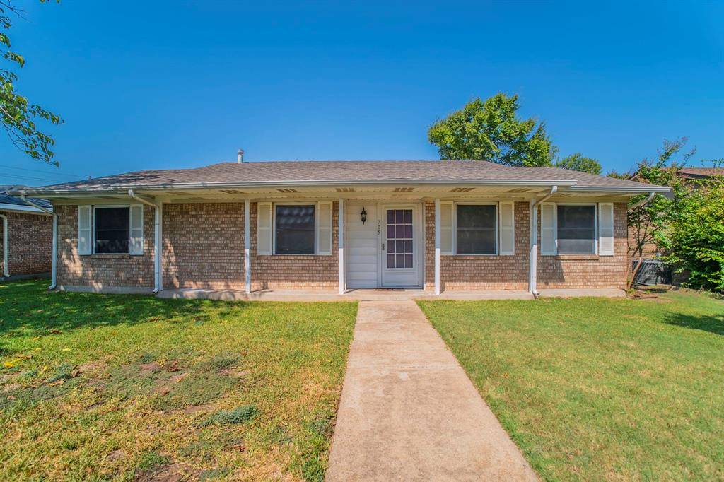 Midlothian, TX 76065,705 S 4th Street