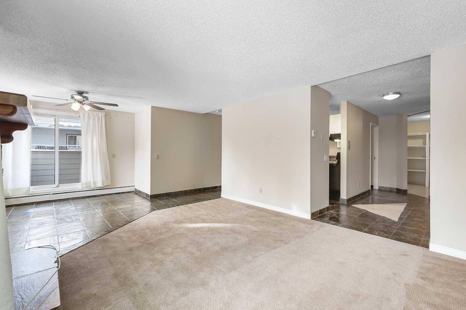 Calgary, AB T3E 6T7,80 Glamis DR SW #3211