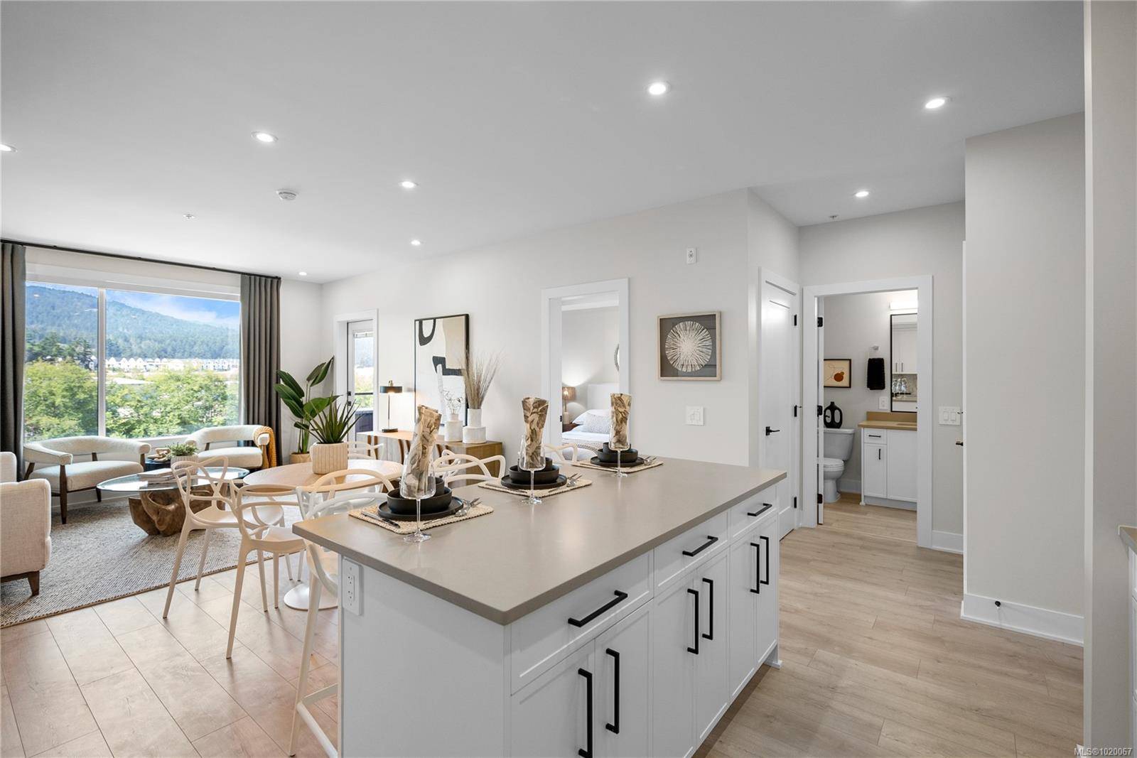 Langford, BC V9B 7B4,1371 Goldstream Ave #506