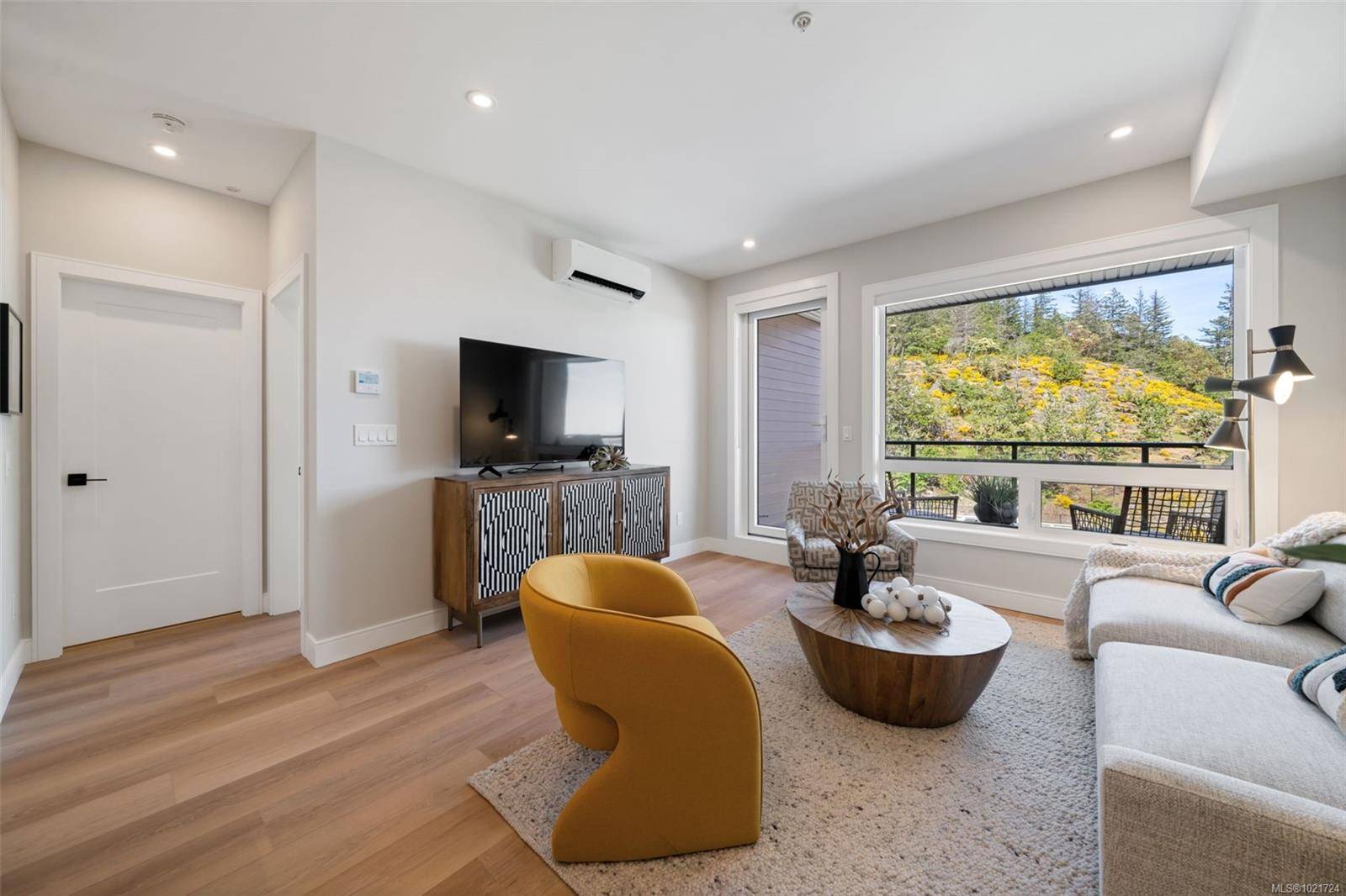 Langford, BC V0V 0V0,1810 Selenite Pl #203