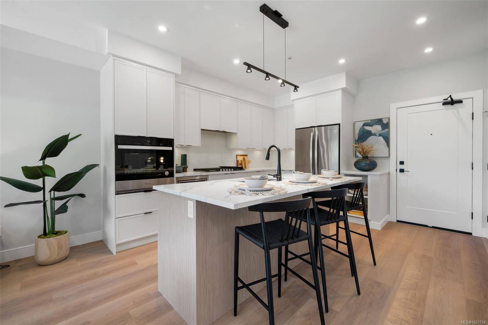 Langford, BC V0V 0V0,1810 Selenite Pl #203