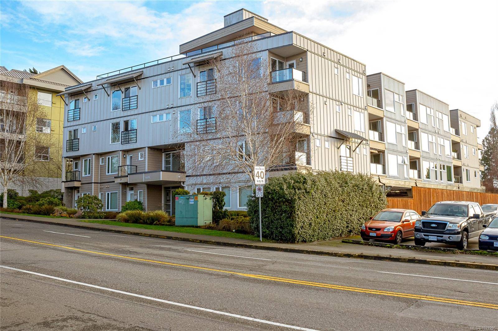 Esquimalt, BC V9A 0A4,1405 Esquimalt Rd #313