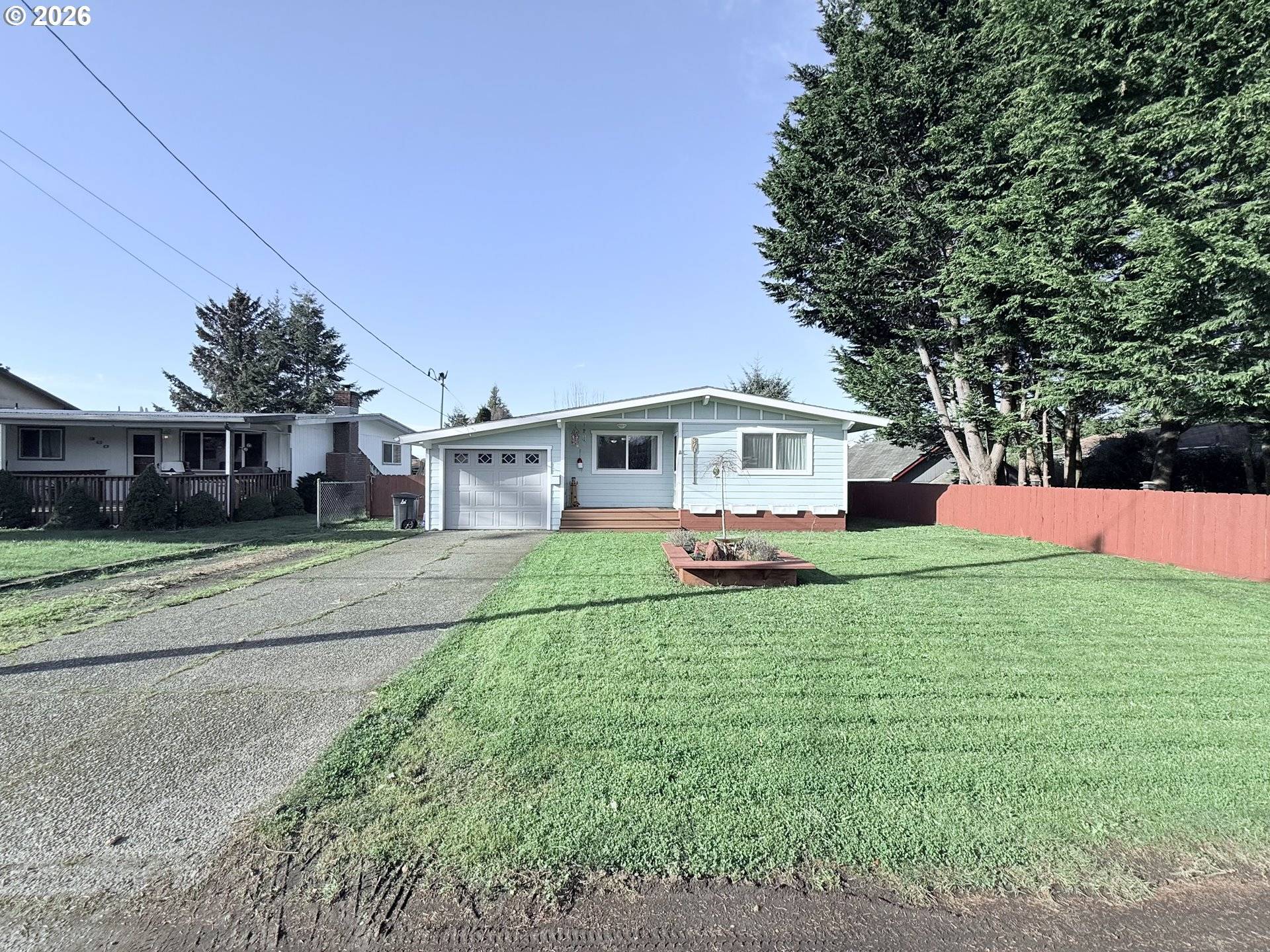 Coos Bay, OR 97420,370 N WALL ST