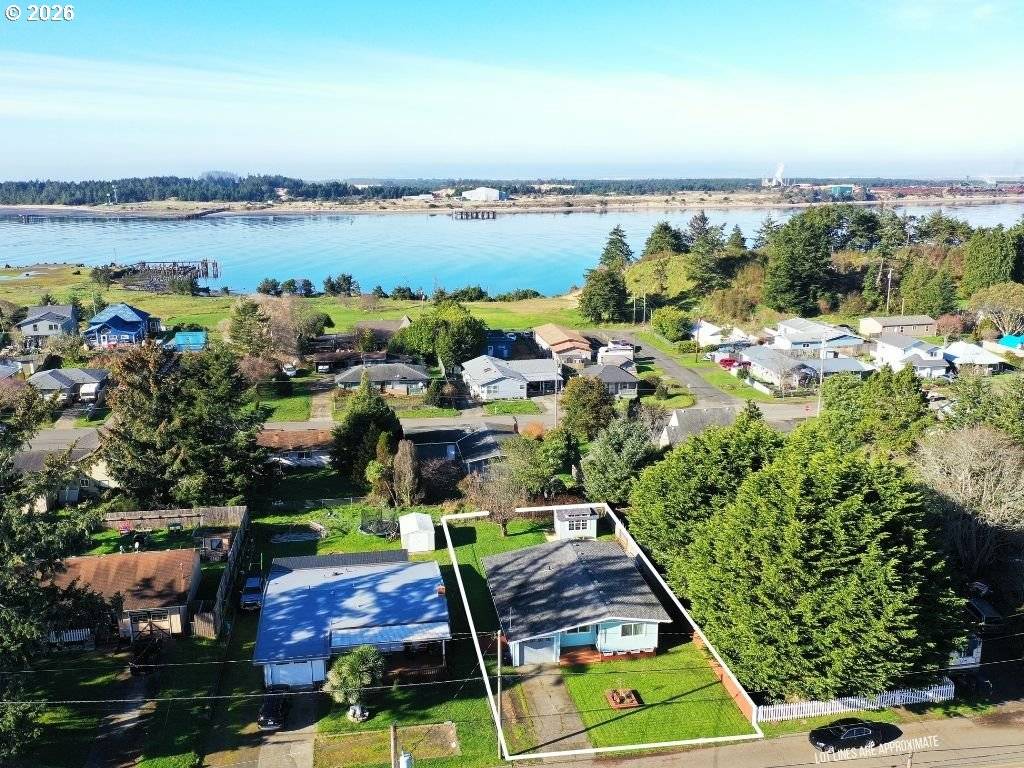 Coos Bay, OR 97420,370 N WALL ST