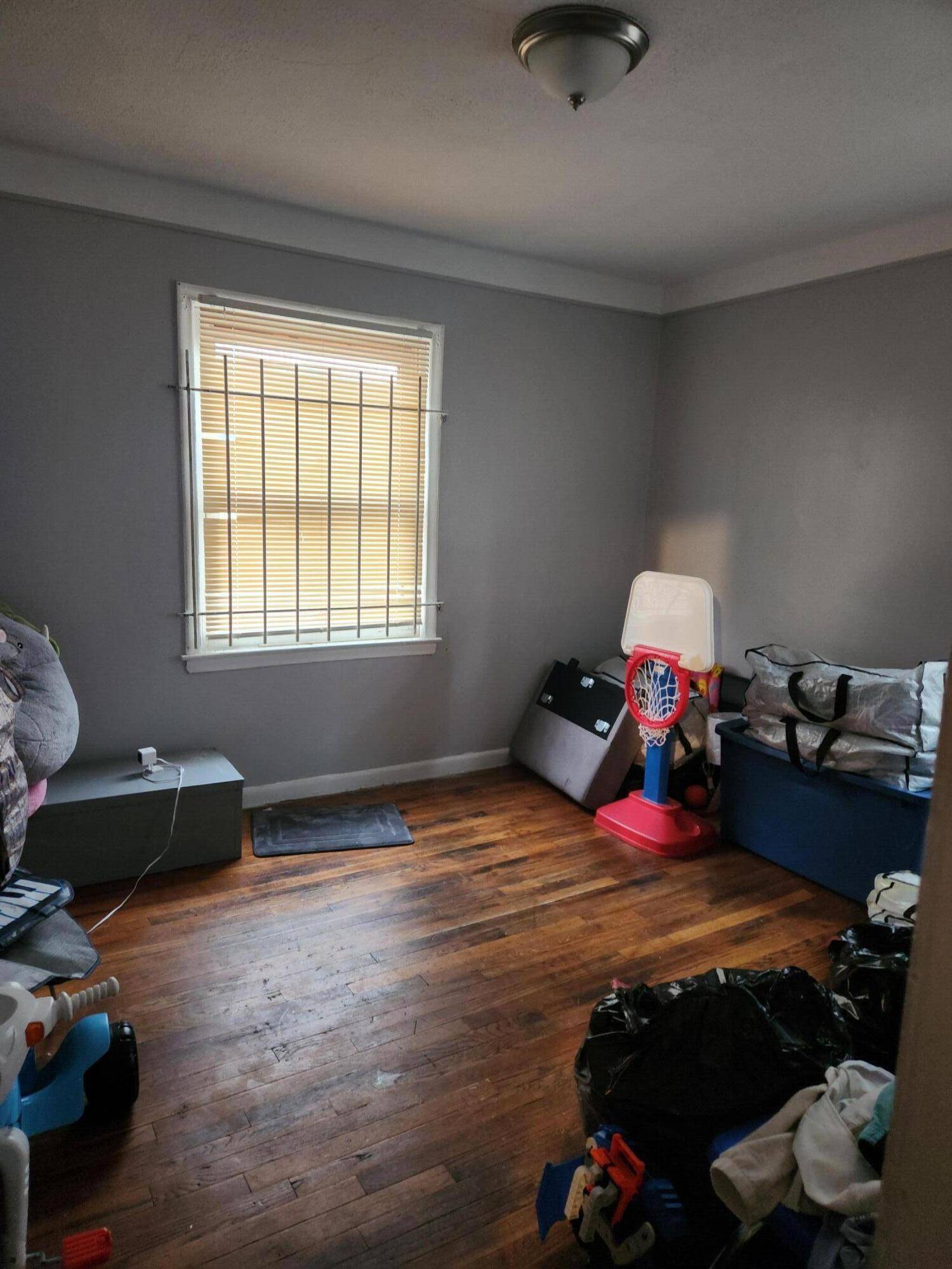 Detroit, MI 48223,15870 W Parkway ST