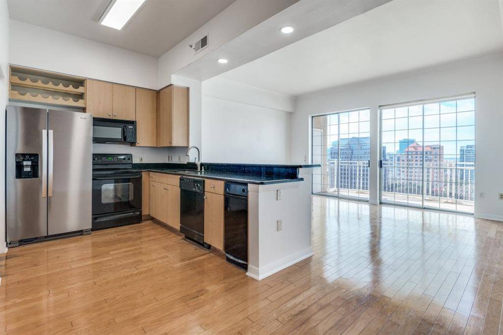 Dallas, TX 75219,3225 Turtlecreek Boulevard #1212