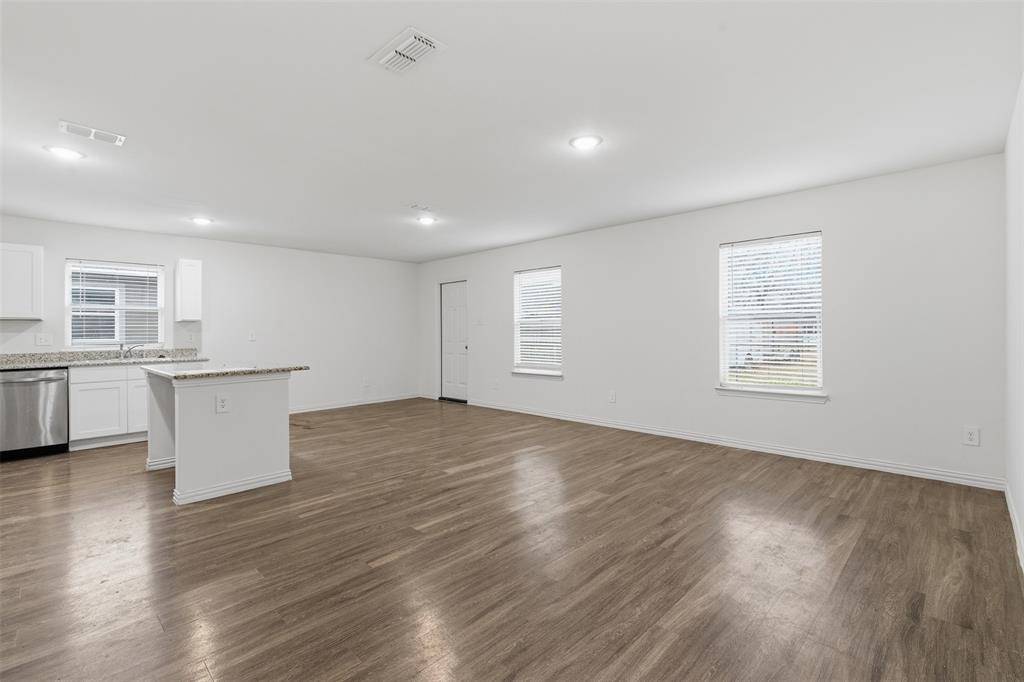 Gun Barrel City, TX 75156,104 Holiday Drive