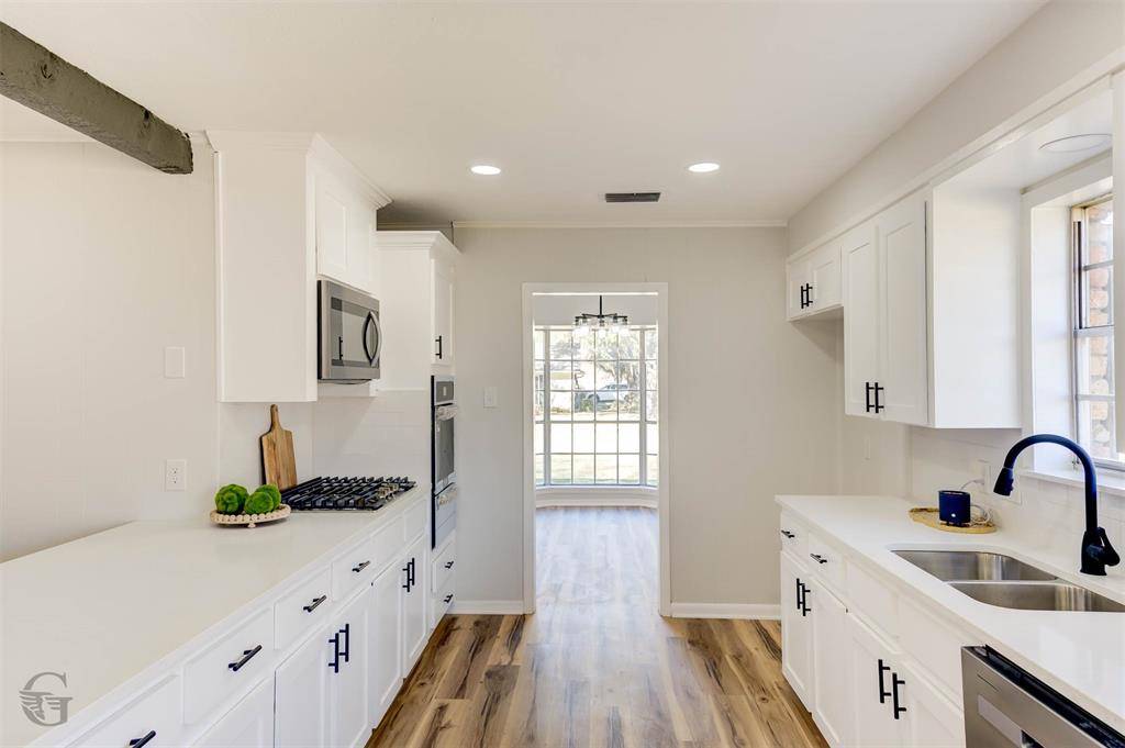 Bossier City, LA 71111,401 Plaza Circle