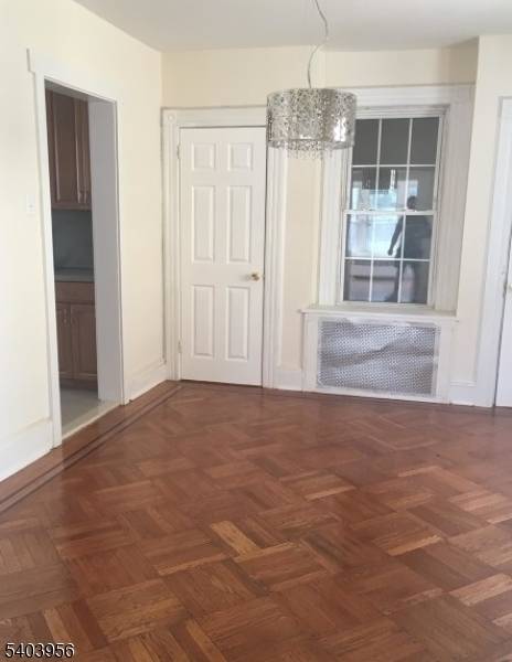 Passaic City, NJ 07055,16 Mineral Sprg A