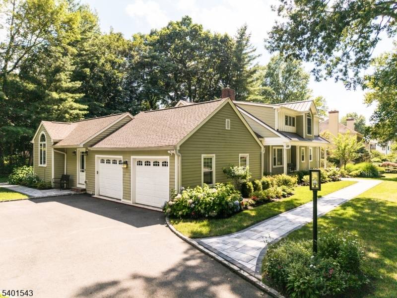 Chatham Twp., NJ 07928,11 Wickham Way