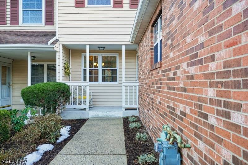 Chatham Twp., NJ 07928,50 Canterbury Rd