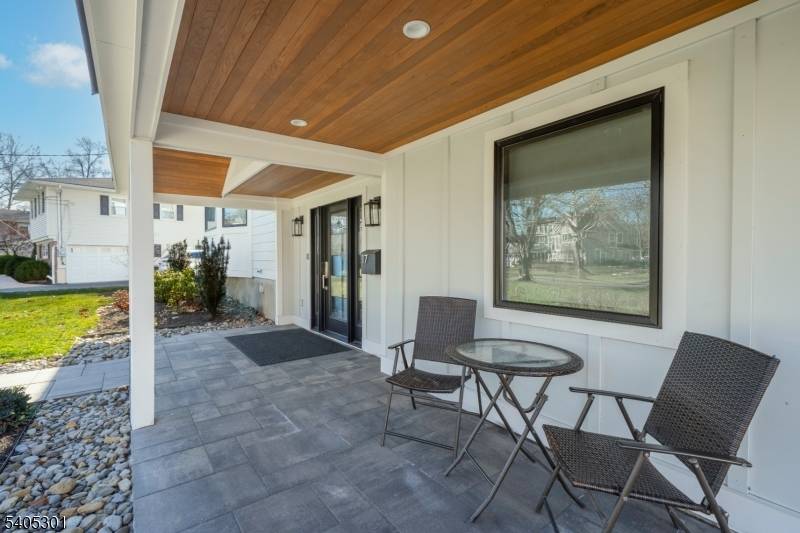 New Providence Boro, NJ 07974,17 Badgley Dr