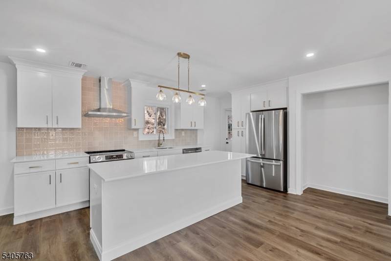 White Twp., NJ 07823,7 Winding Way