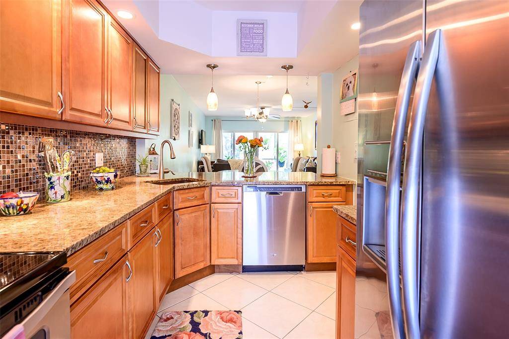 Fort Lauderdale, FL 33315,1200 SW 12th St #201