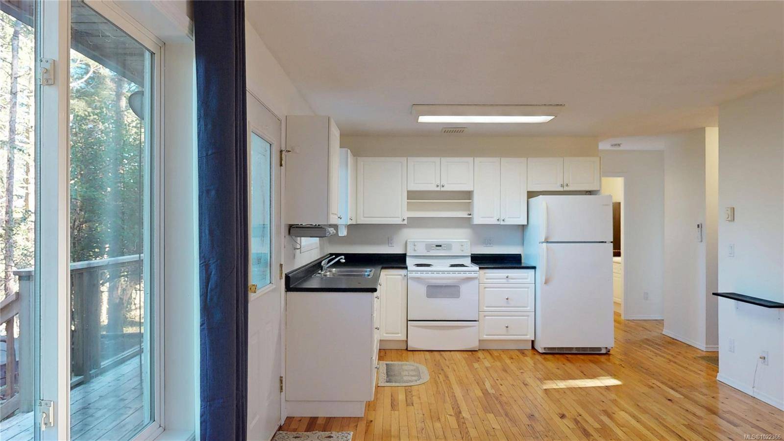 Gabriola Island, BC V0R 1X7,3096 Commodore Way