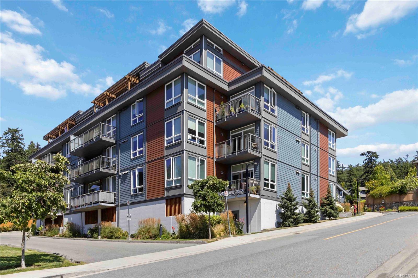 View Royal, BC V9B 0Z1,110 Presley Pl #215