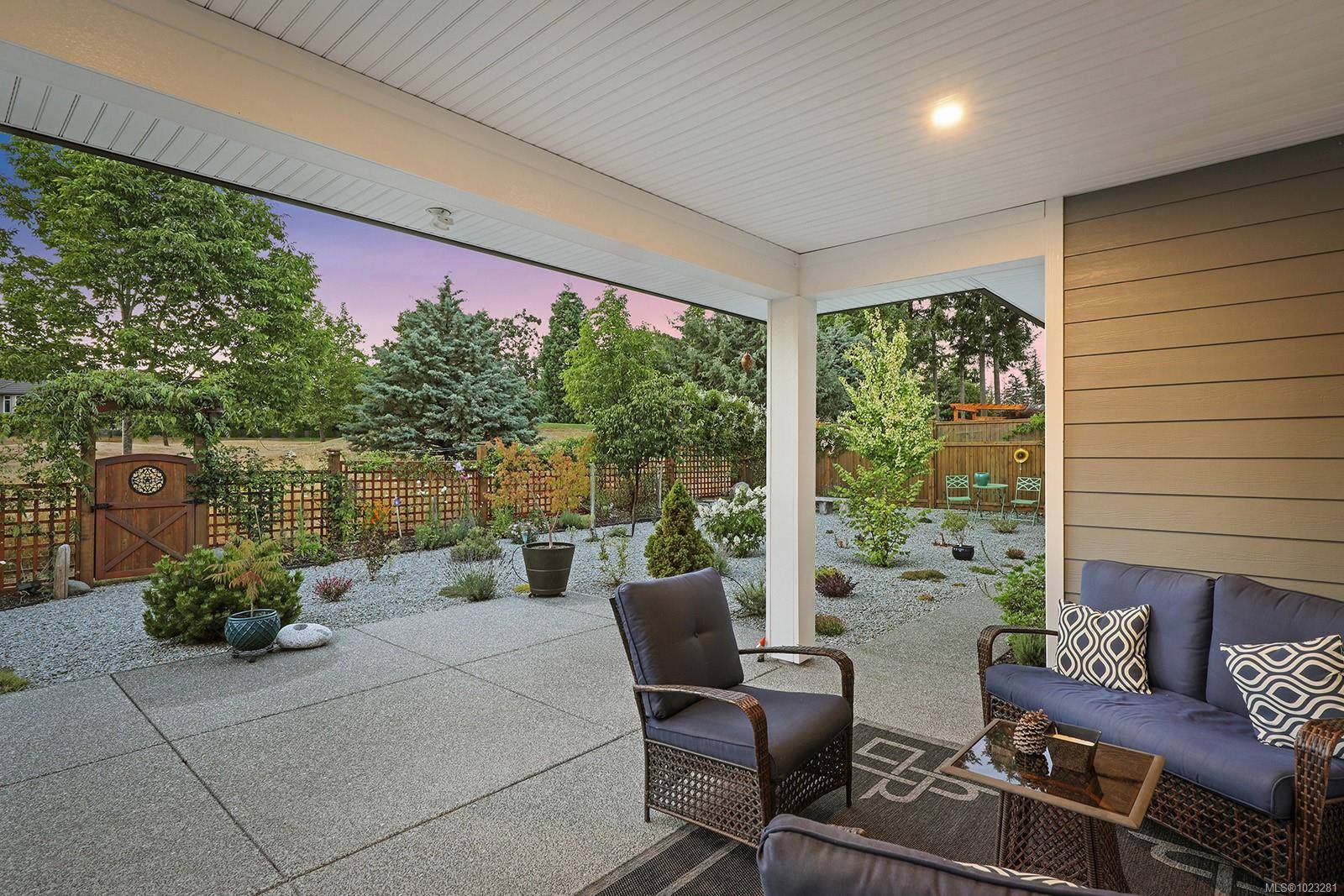 Courtenay, BC V9N 0E4,2782 Sheffield Cres