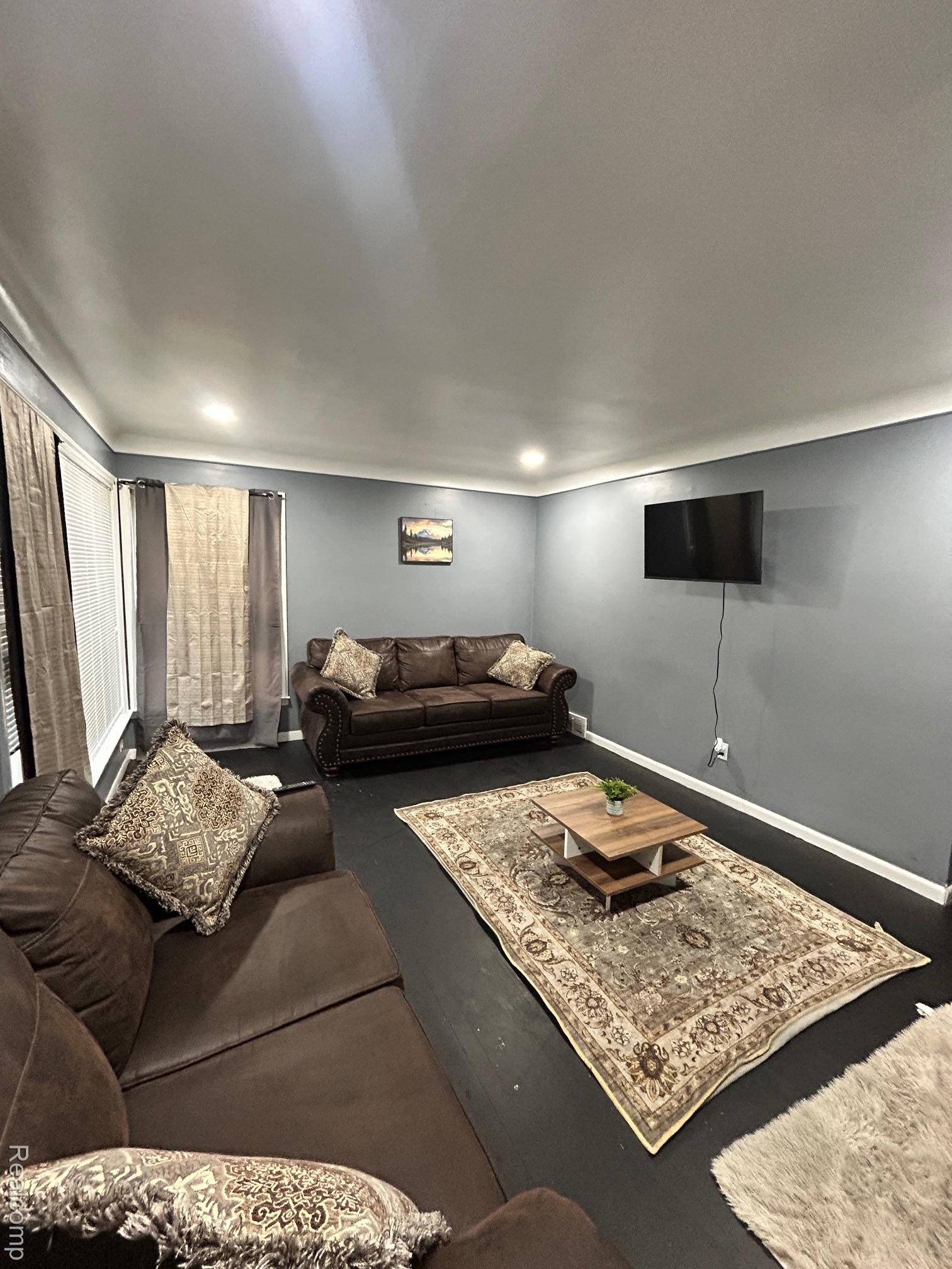 Detroit, MI 48223,15761 Bentler ST