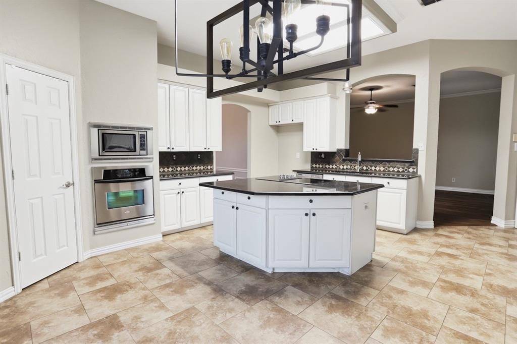 Bedford, TX 76021,3720 Cripple Creek Court