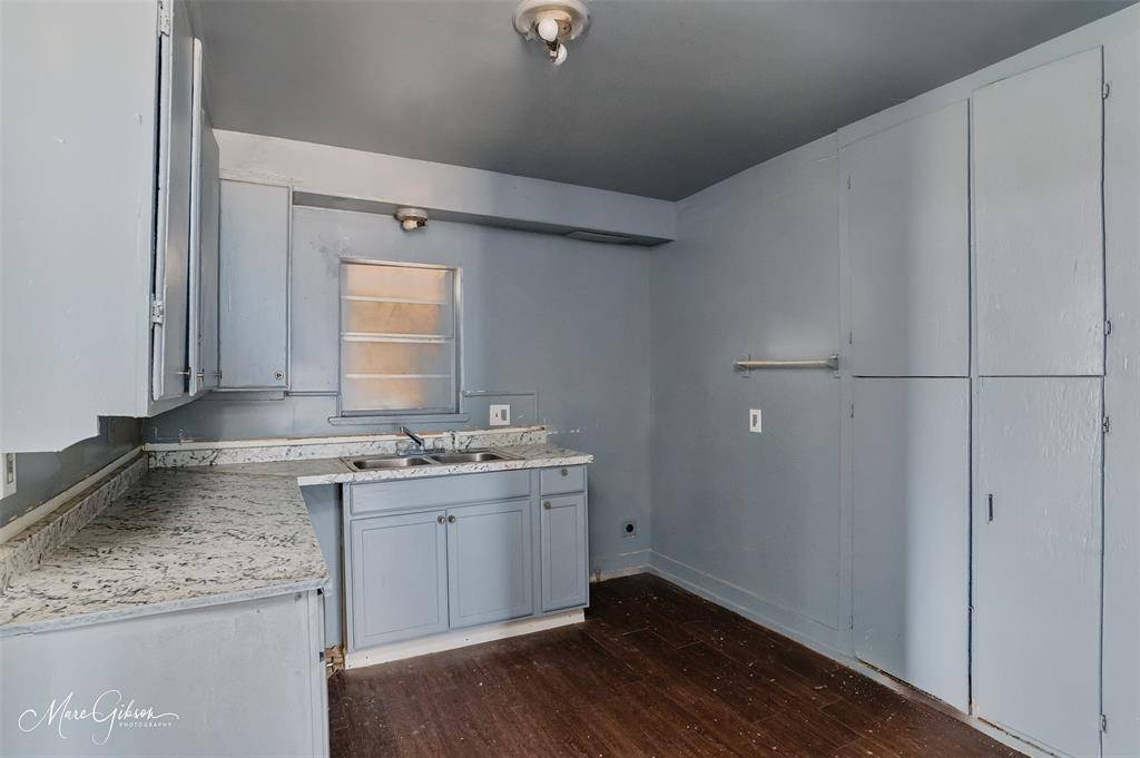 Bossier City, LA 71111,329 Edwards Street