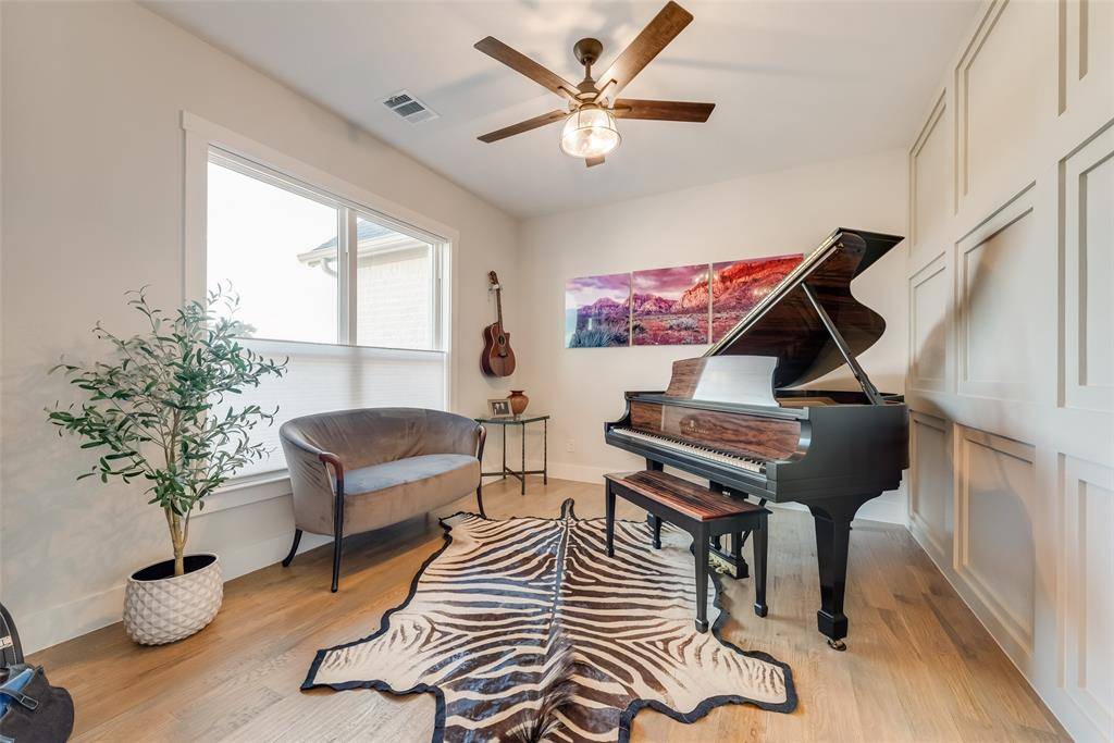 Waxahachie, TX 75165,3070 Stonebriar Drive