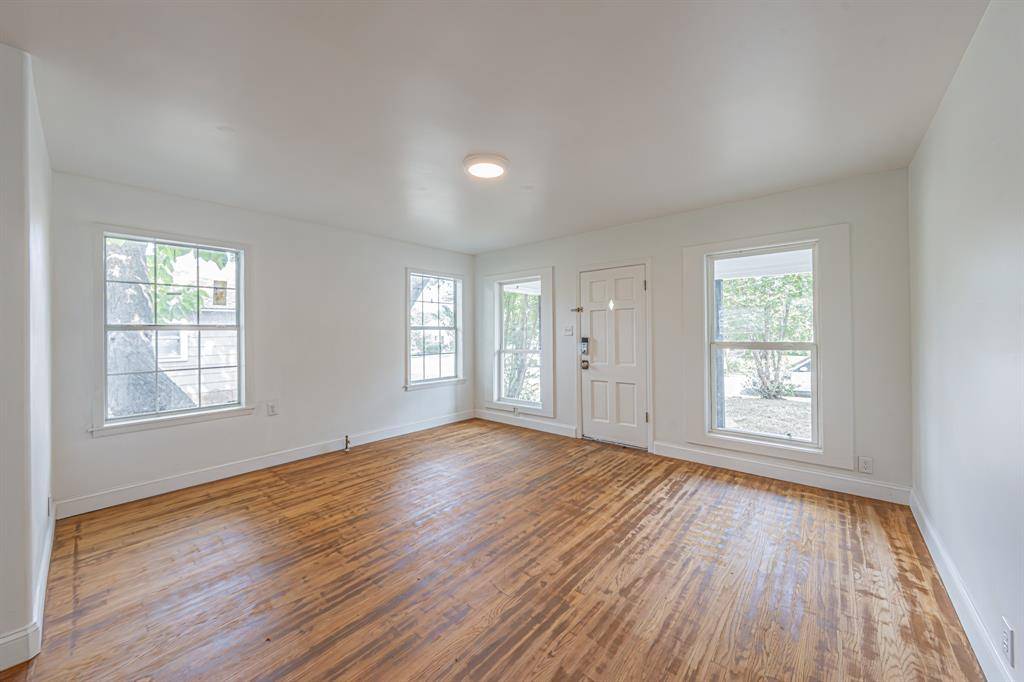 Dallas, TX 75216,1259 Fernwood Avenue