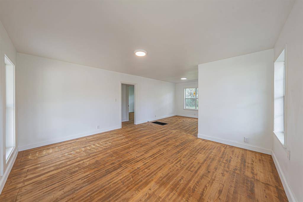 Dallas, TX 75216,1259 Fernwood Avenue