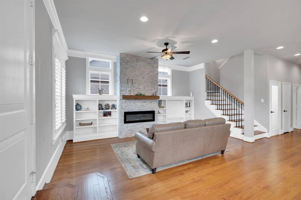 Midlothian, TX 76065,209 Cody Hunter Lane