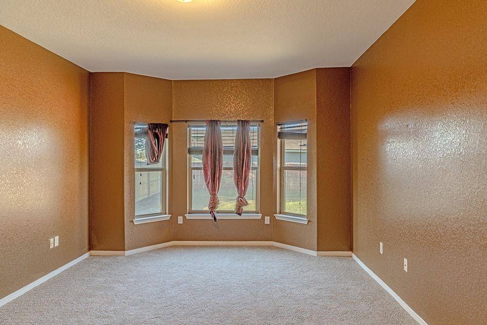 San Antonio, TX 78218,7103 Azalea Square