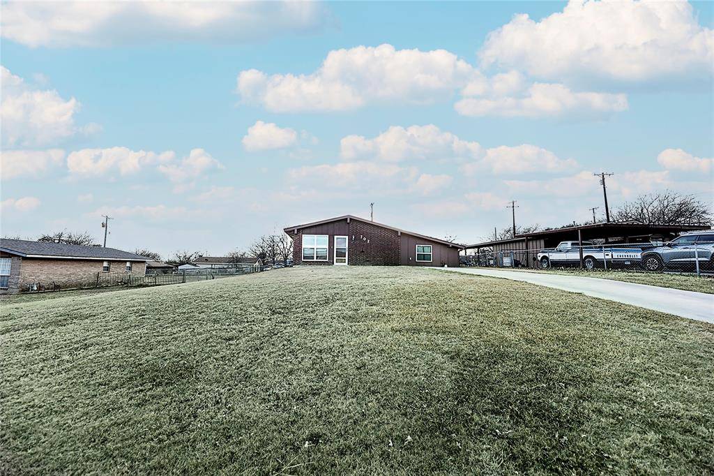 Bowie, TX 76230,702 E Decatur Street