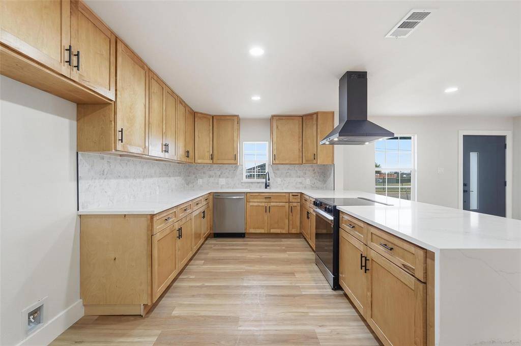 Dallas, TX 75241,3617 Tioga Street