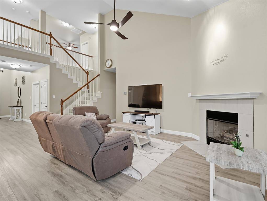 Denton, TX 76210,1917 Belmont Park Drive