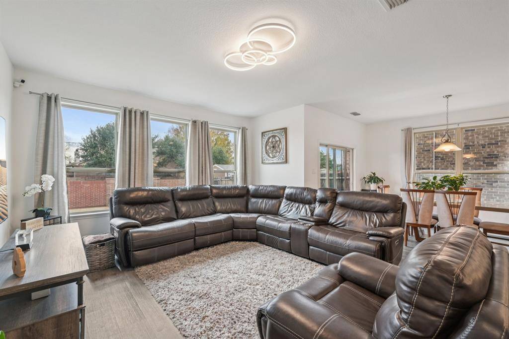 Denton, TX 76208,5904 Dolores Place