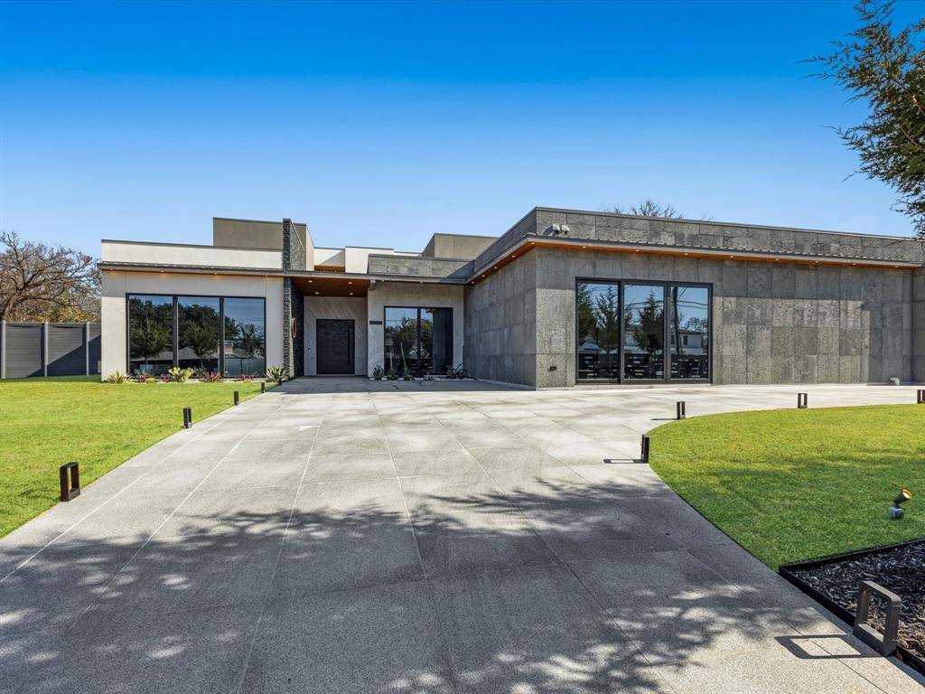 Dallas, TX 75229,10230 Marsh Lane