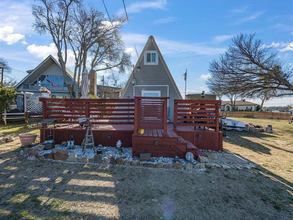 Lake Bridgeport, TX 76426,611 Elm Circle