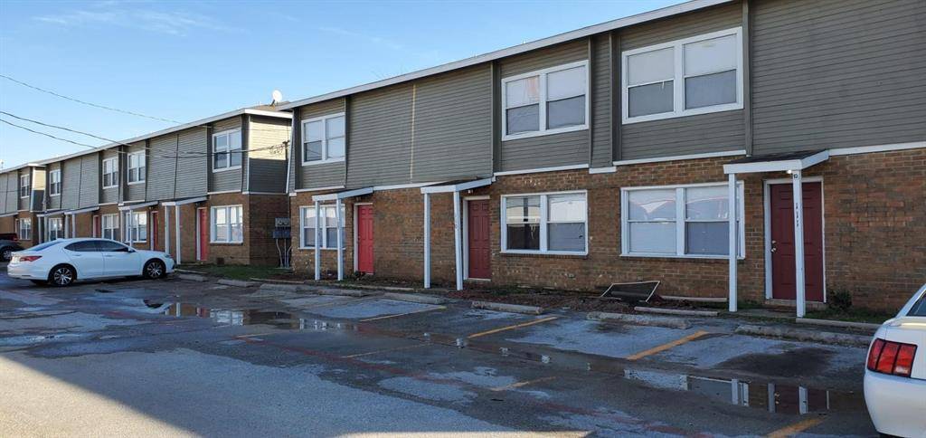 Alvarado, TX 76009,811 N Spears Street #102