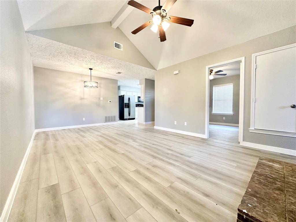 Denton, TX 76209,1002 Bull Run