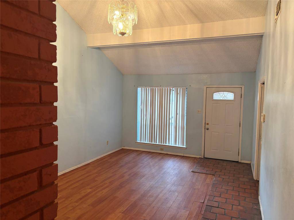 Dallas, TX 75240,13360 Southview Lane