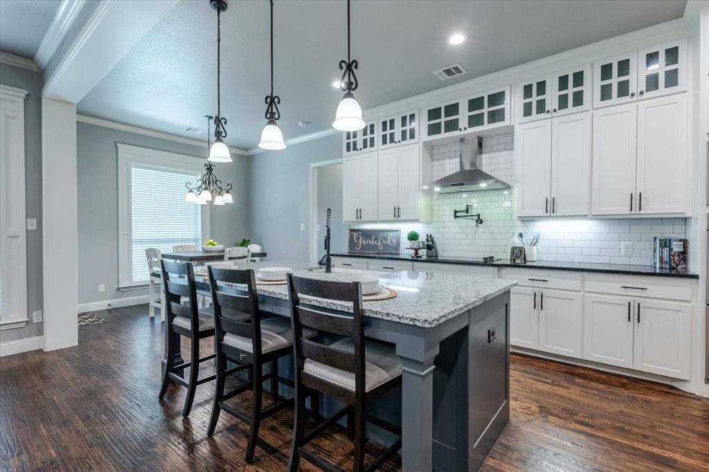 Weatherford, TX 76088,104 Lagrange Court