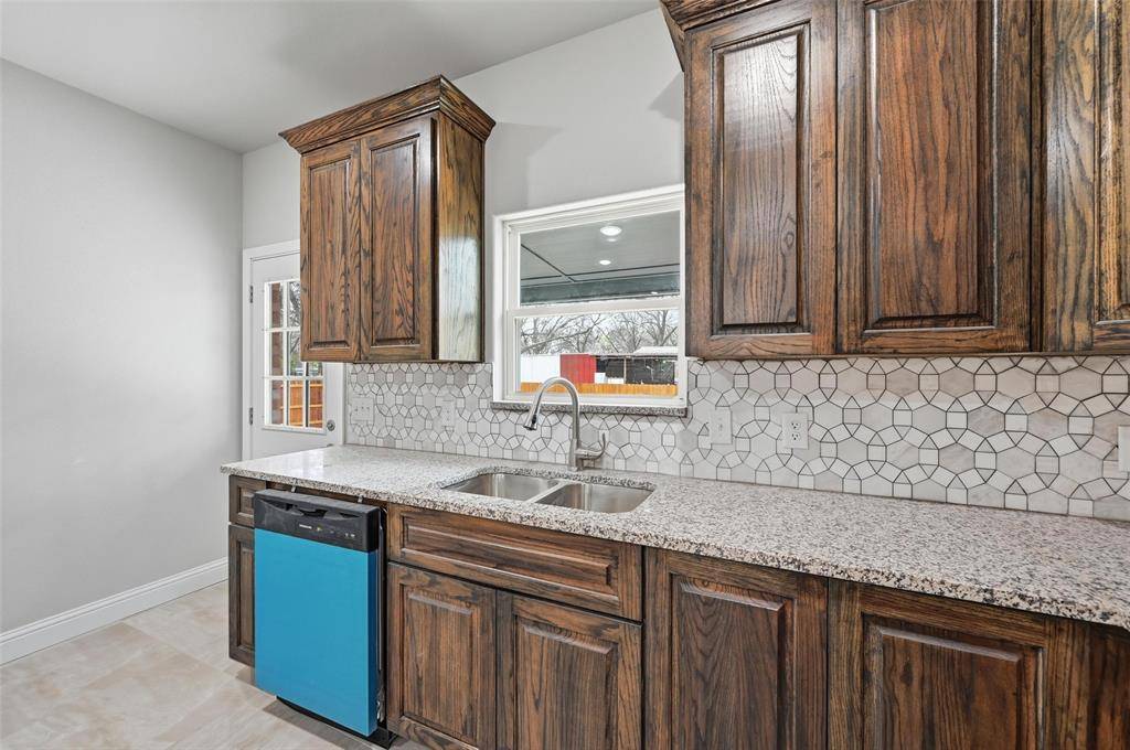 Cleburne, TX 76031,306 Lewis Street