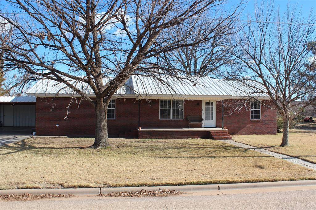 Munday, TX 76371,520 N 5th Avenue