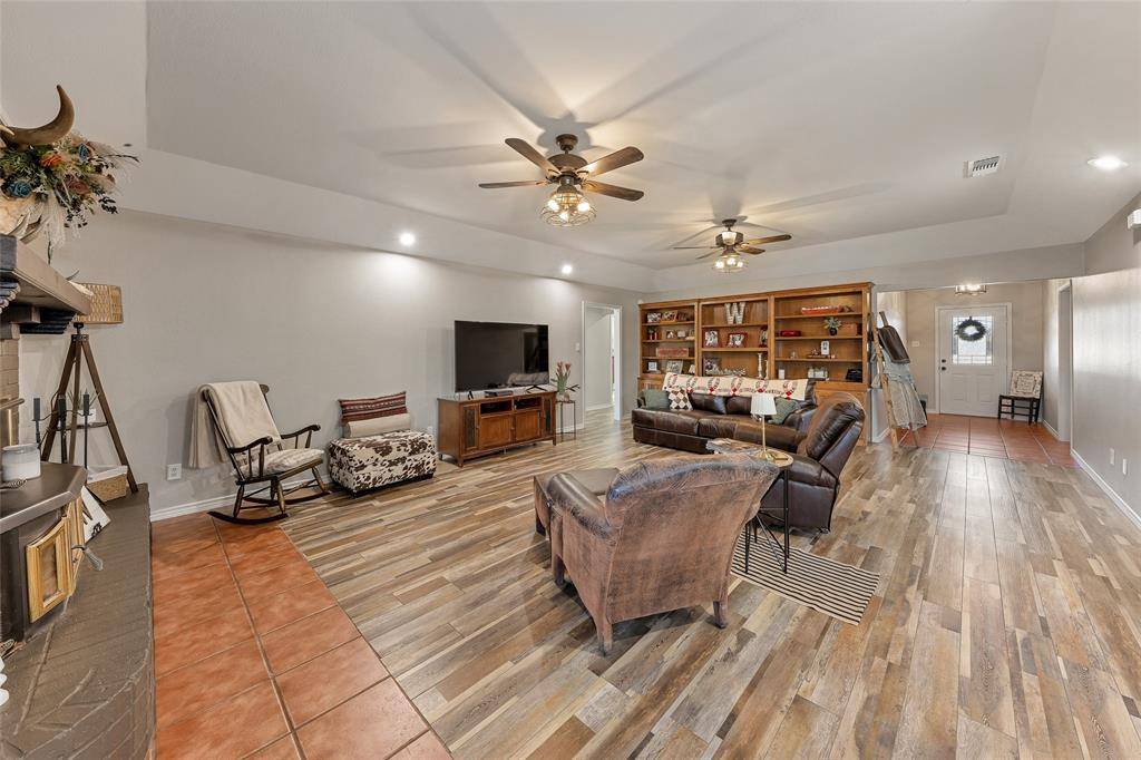 Winnsboro, TX 75494,283 County Road 4440