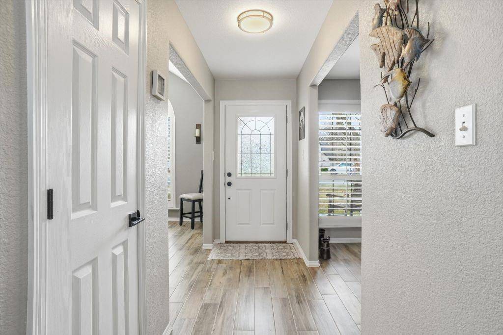 Granbury, TX 76049,7611 Ravenswood Road