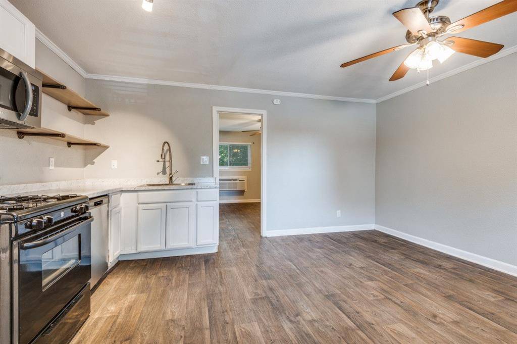 Arlington, TX 76013,1505 W Lovers Lane #3