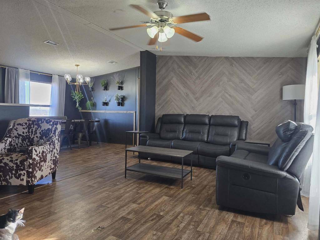 Whitesboro, TX 76273,1381 Hackleman Road