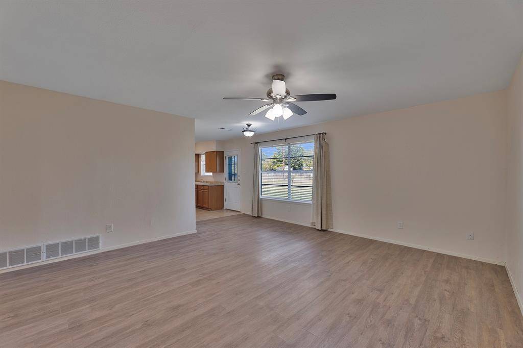 Mesquite, TX 75149,628 Kevin Circle