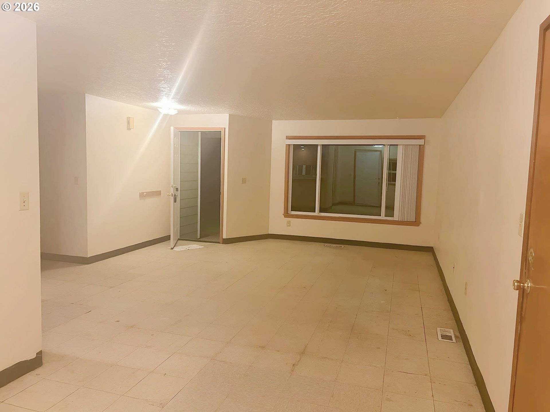 Oregon City, OR 97045,459 HILDA ST