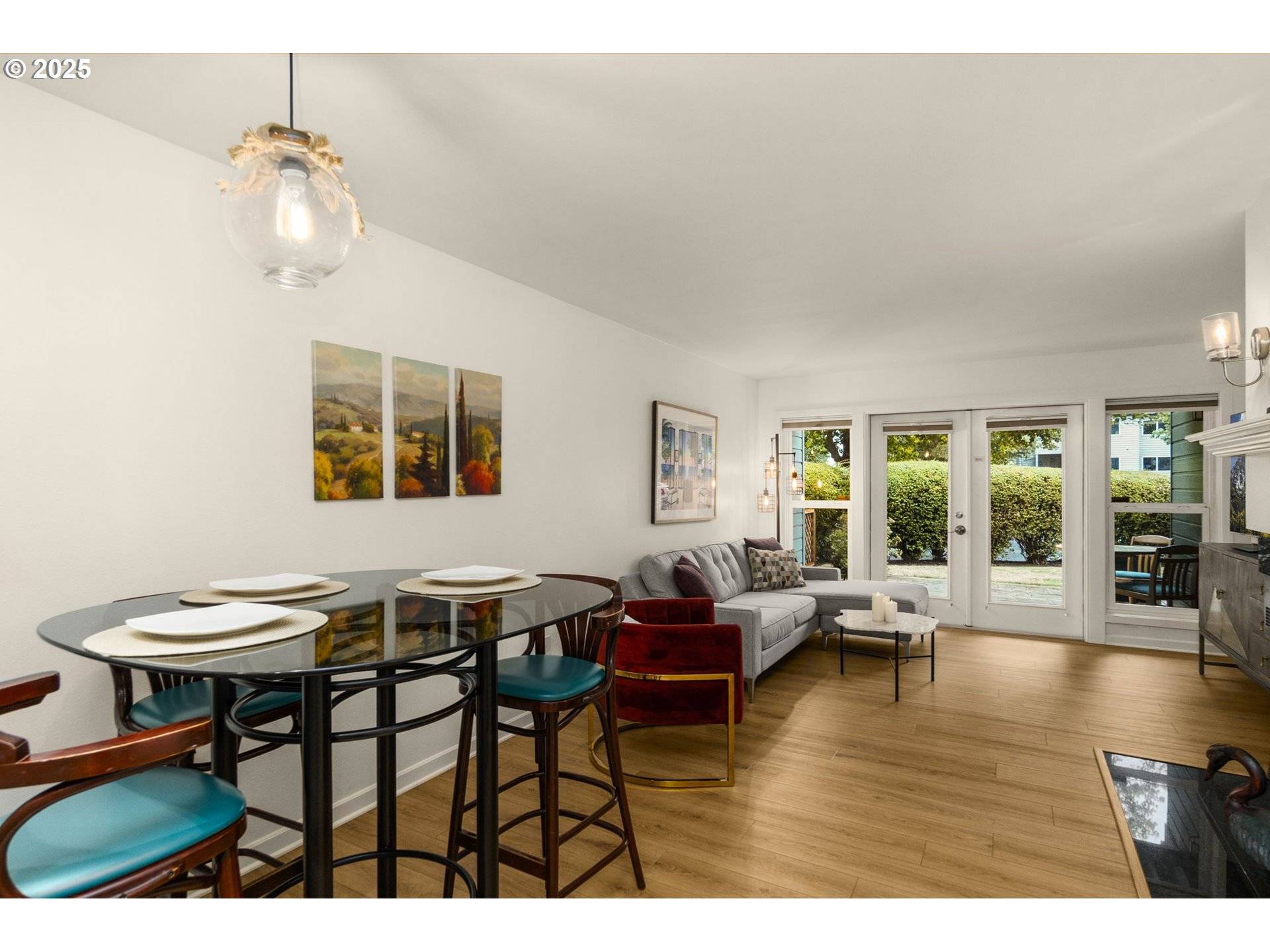 Portland, OR 97239,4980 S LANDING DR #102